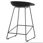 ΣΚΑΜΠΟ ΜΠΑΡ NAILA HM9299.02 ΜΑΥΡΟ ΜΕΣΑΙΟΥ ΥΨΟΥΣ 44x44x74Yεκ.