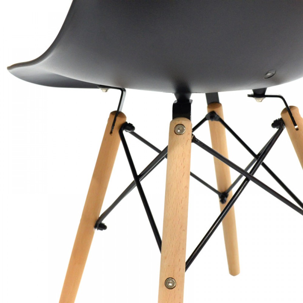 Καρέκλα Alta PP μαύρο-φυσικό πόδι 46x50x82