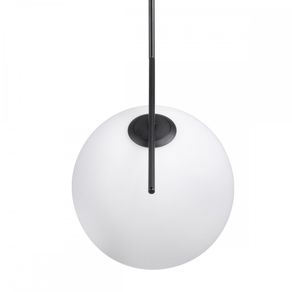 GloboStar® MONROE 00957 Μοντέρνο Κρεμαστό Φωτιστικό Οροφής Μονόφωτο 1 x E27 Μαύρο - Λευκό Μεταλλικό Μπάλα Φ30 x Υ75cm