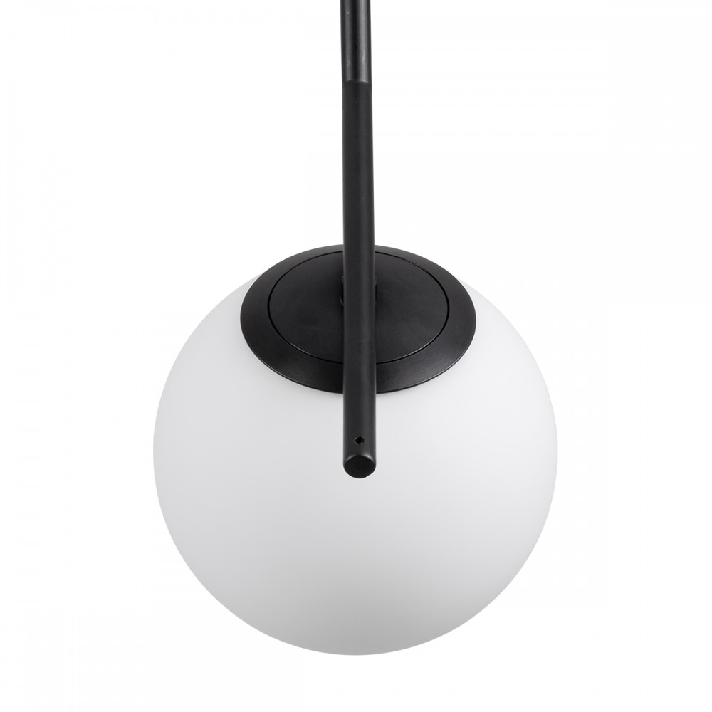 GloboStar® MONROE 00959 Μοντέρνο Κρεμαστό Φωτιστικό Οροφής Μονόφωτο 1 x E27 Μαύρο - Λευκό Μεταλλικό Μπάλα Φ15 x Υ49cm