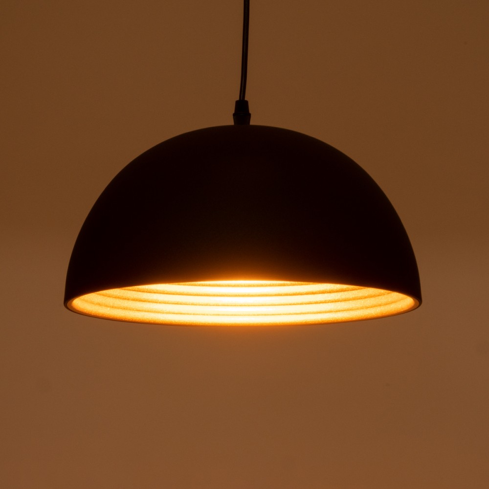 GloboStar® MEDEA 01004 Μοντέρνο Κρεμαστό Φωτιστικό Οροφής Μονόφωτο 1 x E27 AC220-240V IP20 - Φ30 x Y16cm - Μαύρο με Χρυσό Μεταλλικό Καμπάνα - 5 Χρόνια Εγγύηση