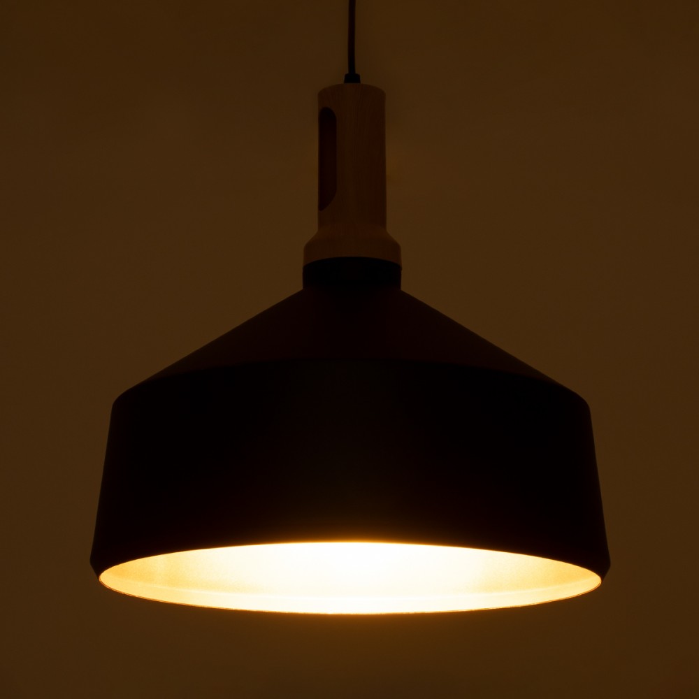 GloboStar® CALYPSO 01334-B Μοντέρνο Κρεμαστό Φωτιστικό Οροφής Μονόφωτο 1 x E27 Μαύρο - Χρυσό Μεταλλικό με Ξύλινη Βάση Καμπάνα Φ36 x Υ35cm