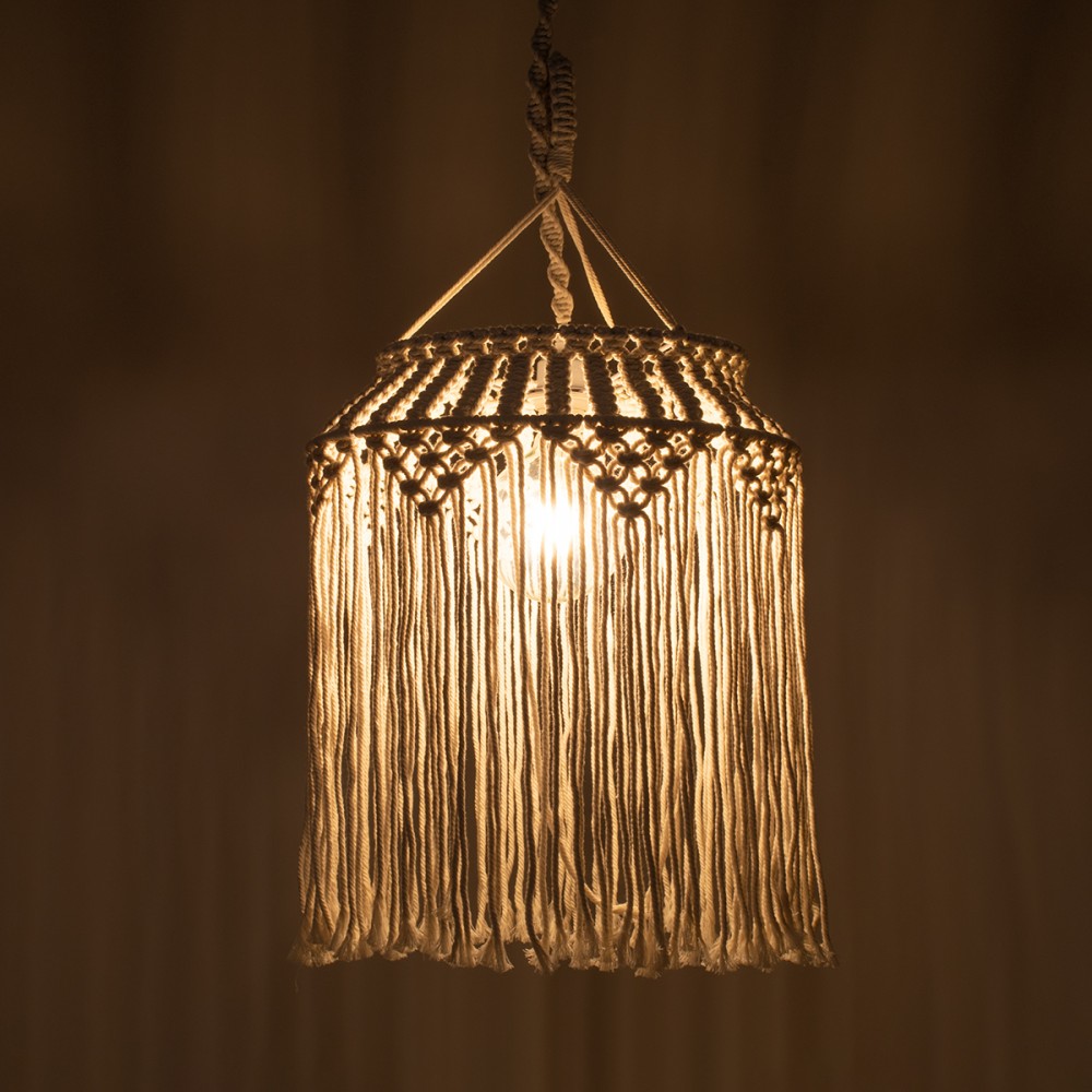GloboStar® ALGERIA 36202 Boho - Μακραμέ - Macrame Κρεμαστό Φωτιστικό Οροφής Μονόφωτο 1 x E27 Πλεκτό Χειροποίητο Μπεζ Υφασμάτινο με Σχοινί Φ40 x Υ50cm