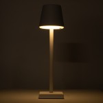 GloboStar® NEGA 60474 Μοντέρνο Επιτραπέζιο Φωτιστικό Πορτατίφ LED 2.2W 154lm 360° DC 5V Επαναφορτιζόμενο με Μπαταρία Li-ion 4000mAh - Διακόπτη Αφής - Θερμό Λευκό 2700K - Dimmable - D10 x H39cm - Λευκό - 2 Years Warranty