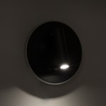 GLOBOSTAR® LADY-R 60938 Μοντέρνο Φωτιστικό Τοίχου - Απλίκα Ξενοδοχείου Reading Light με Φορτιστή USB 3A LED 6W 600lm 36° & 360° AC 220-240V IP20 Φυσικό Λευκό 4500K - Bridgelux COB Chip & TÜV SÜD Driver - Μαύρο Ματ - Μ15 x Π15 x Υ7cm - 3 Χρόνια Εγγ