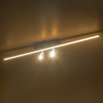 GLOBOSTAR® BARETTI 61228 Φωτιστικό Οροφής Linear Design LED CCT με Κινούμενα Σποτ LED Downlight 24W 2688lm 160° & 45° AC 220-240V IP20  - Εναλλαγή Φωτισμού μέσω Διακόπτη On/Off All In One Ψυχρό 6000k+Φυσικό 4500k+Θερμό 2700k - Μ80 x Π5.5 x Υ5 cm - Χρυ