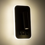 GloboStar® LADY-O 61363 Μοντέρνο Φωτιστικό Τοίχου - Απλίκα Ξενοδοχείου Bed Side LED 10W 1000lm 36° & 360° AC 220-240V - Reading Light & 360° Κρυφός Φωτισμός - Φορτιστής USB 3A - Μ10.5 x Π10 x Υ18.5cm - Φυσικό Λευκό 4500K - Μαύρο