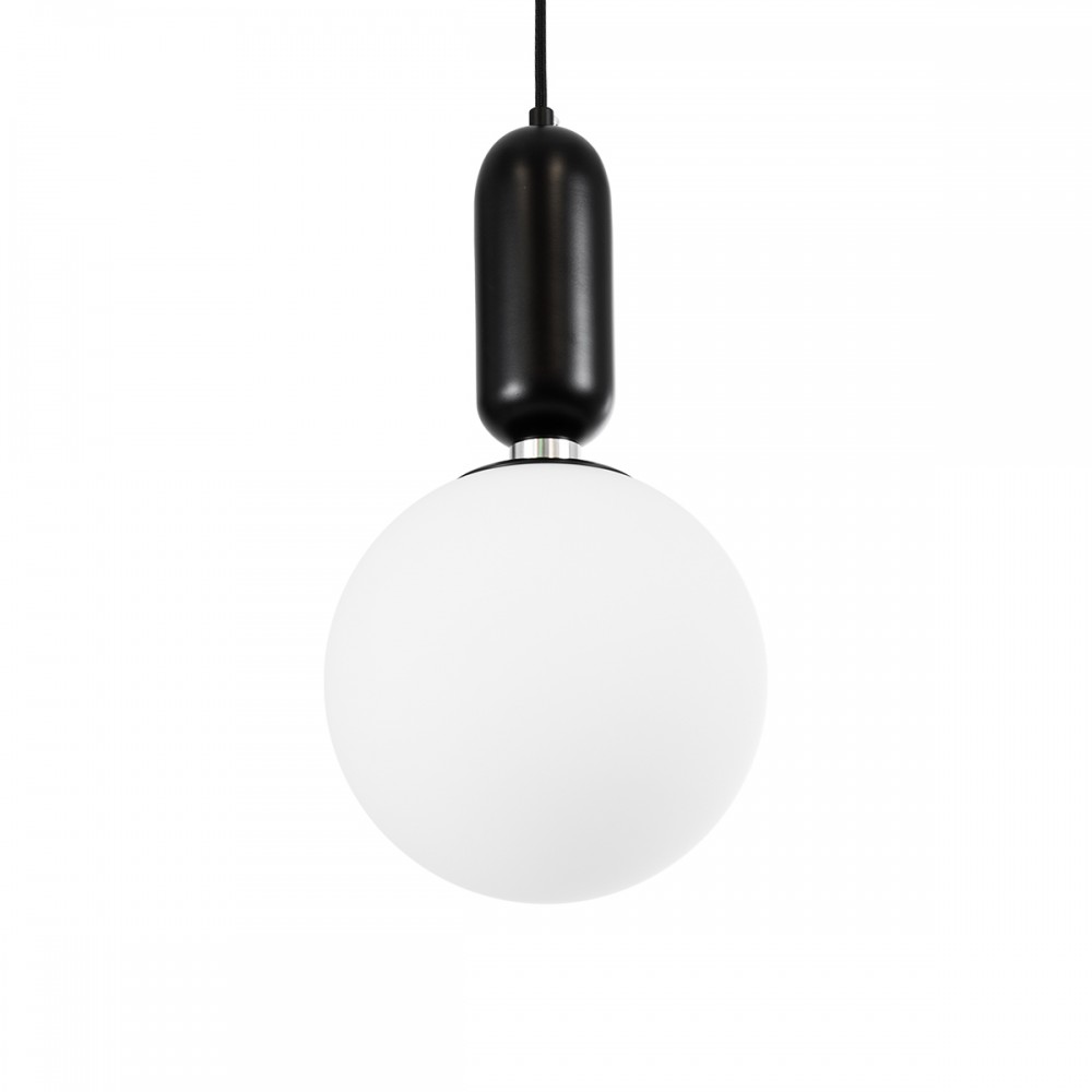 GloboStar® ESTETICO 61495 Μοντέρνο Κρεμαστό Φωτιστικό Οροφής Μονόφωτο 1 x E27 Γαλακτερή Γυάλινη Μπάλα με Μεταλλικό Μαύρο Ματ Σώμα Φ20 x Υ38cm