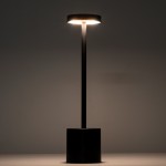 GloboStar® JOJO 76523 Μοντέρνο Επιτραπέζιο Φωτιστικό Πορτατίφ LED 1.5W 105lm 120° DC 5V Επαναφορτιζόμενο με Μπαταρία Li-ion 1800mAh - Διακόπτη Αφής με 3 Εναλλαγές Φωτισμού CCT Θερμό - Φυσικό - Ψυχρό 1500K - 4500K - 6000K Dimmable - D8 x H34cm - Χρυσό