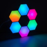 GloboStar® DIGIOCTA 90448 Σετ 6 Ψηφιακων LED RGB Φωτιστικών Κυψελών με Ψηφιακό Controller με WiFi Smart APP & Ασύρματο Χειριστήριο RF 2.4Ghz - LED SMD 5050 9W/Σετ 84PIXEL/Σετ 720lm/Σετ 120° DC 5V με USB 2.0 IP20 Πολύχρωμο RGB - Dimmable - Μ10.5 x Π10.