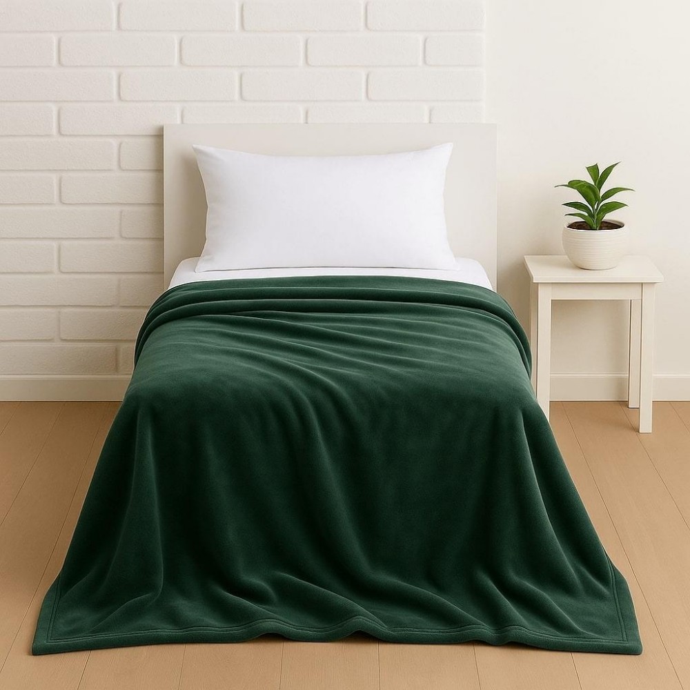 Κουβέρτα μονή πράσινη βελουτέ από 100% polyester 150x220εκ.