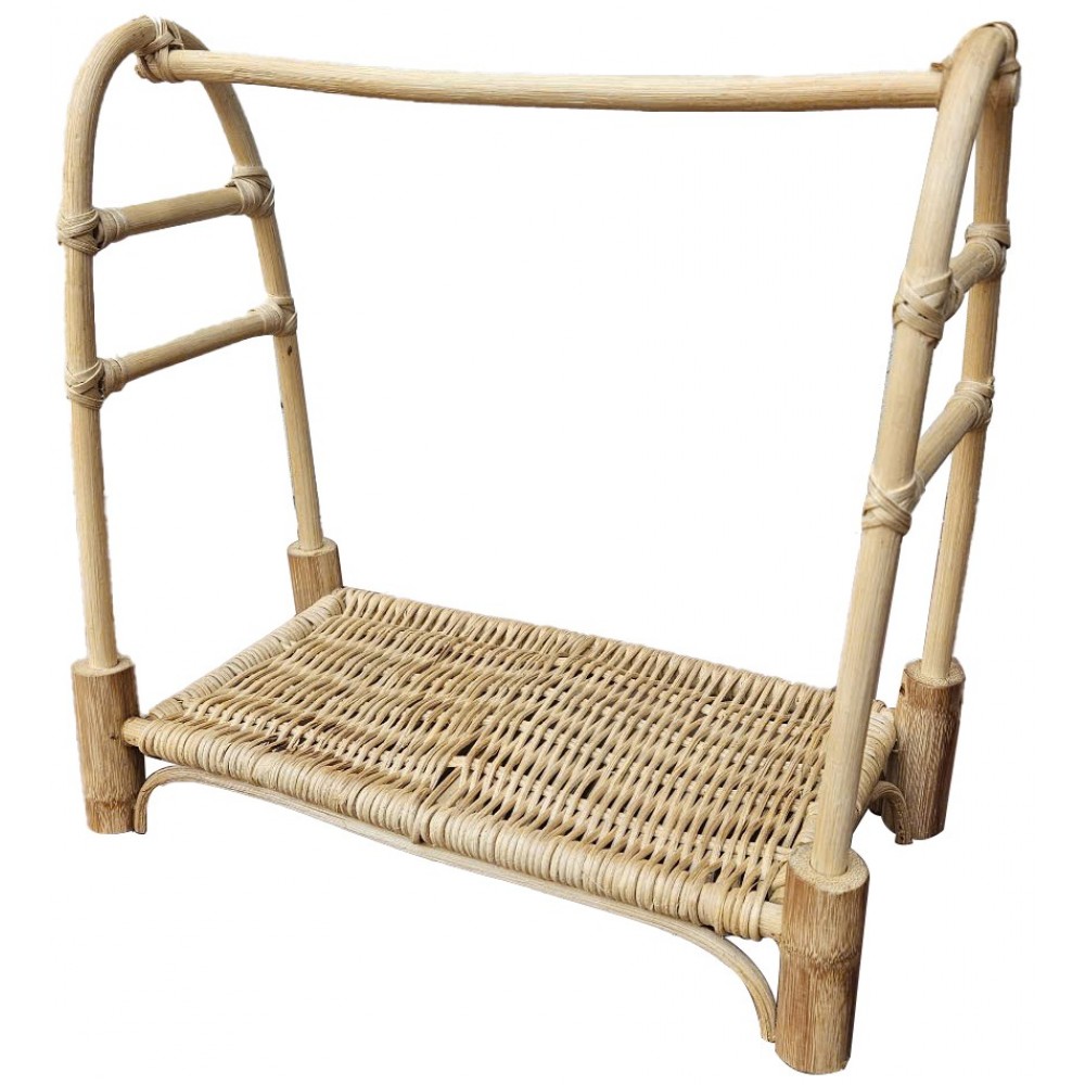 Κρεμάστρα ρούχων για κούκλες Weave