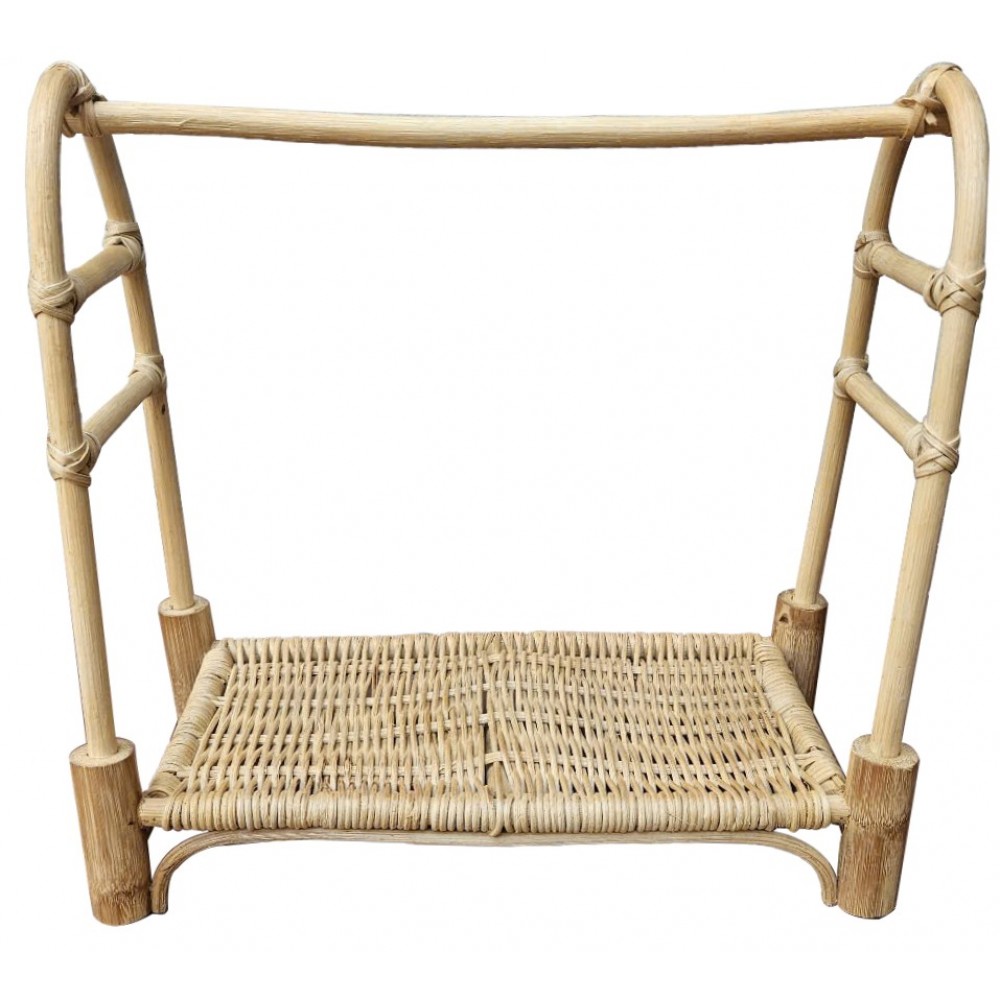 Κρεμάστρα ρούχων για κούκλες Weave