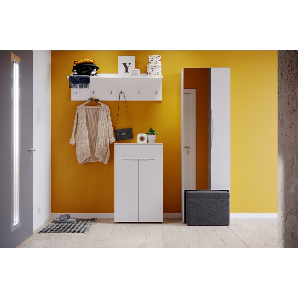 Κρεμάστρα Estia