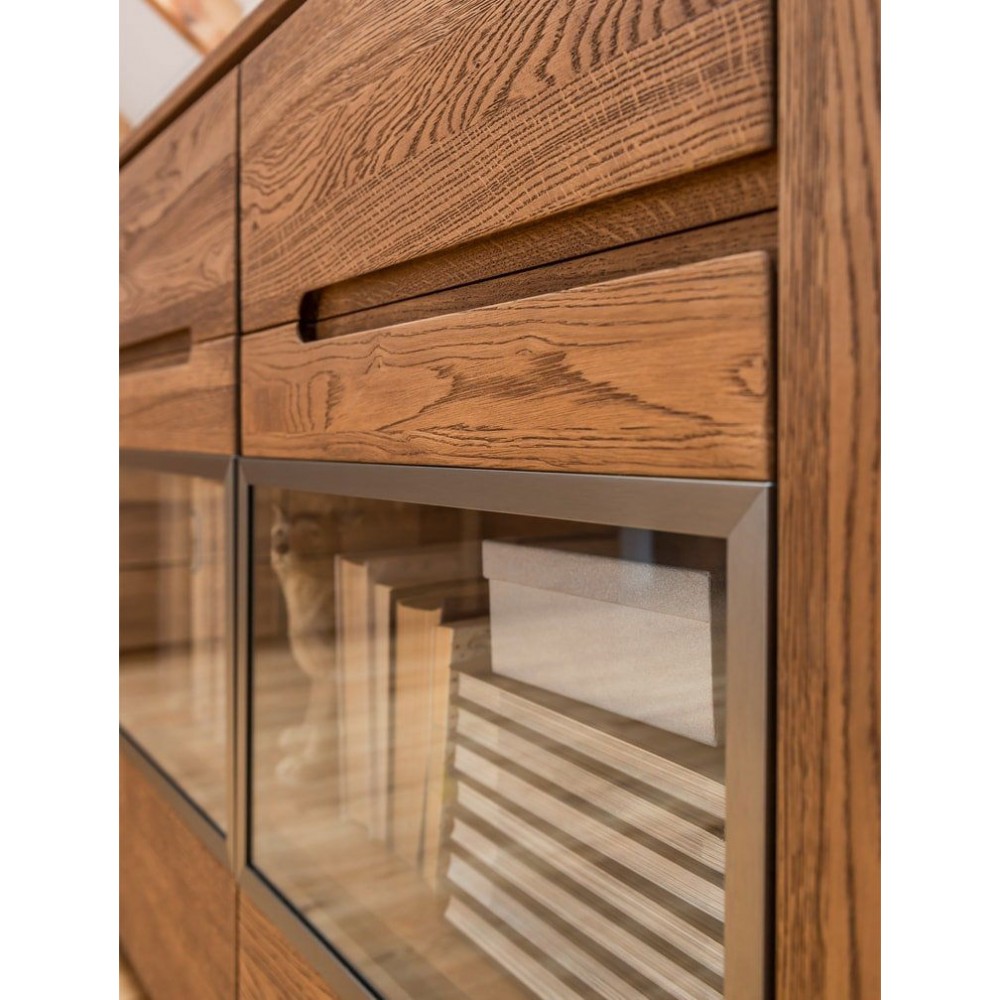 Μπουφές Montero με βιτρίνα